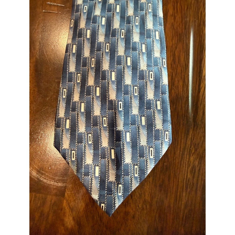 Stafford Mens Silk Necktie Blue Silver Geometric Abstract Pattern RN 20455